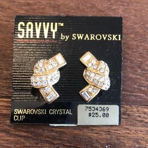 Savvy by Swarovski Vintage Gold Crystal Clip On Earrings 90s Glam